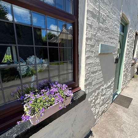 Glan-Yr-Afon Cottage Two Bedrooms Sennybridge Bagian luar foto