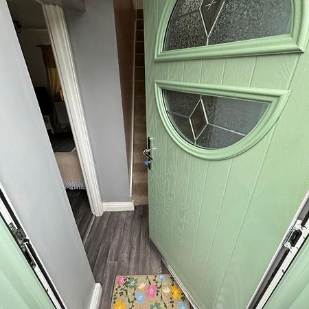 Glan-Yr-Afon Cottage Two Bedrooms Sennybridge Bagian luar foto