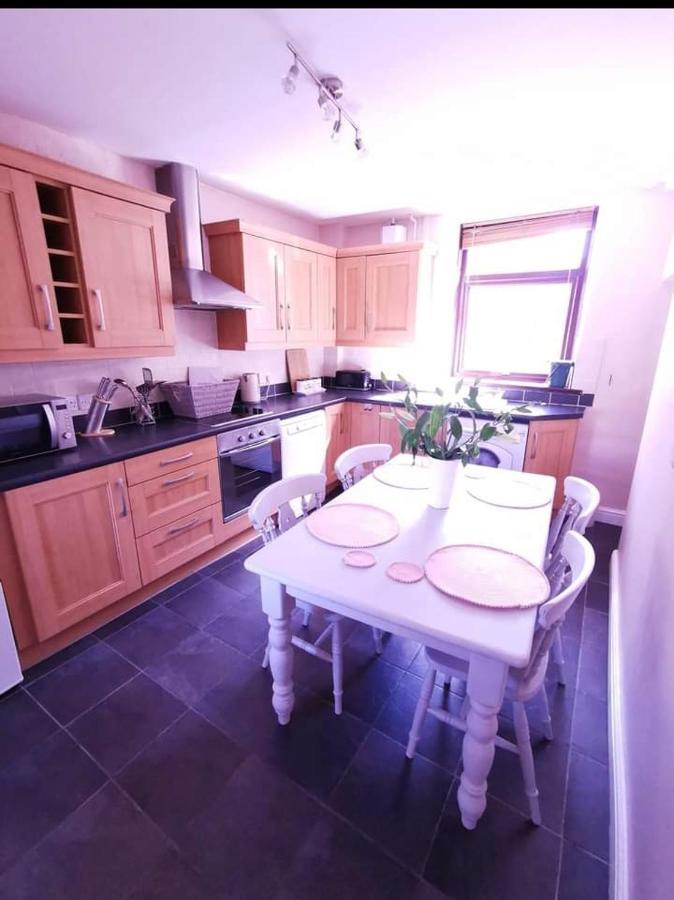 Glan-Yr-Afon Cottage Two Bedrooms Sennybridge Bagian luar foto